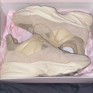 Cream colored Steve Madden sneakers